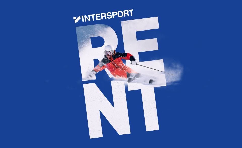 Person in roter Jacke beim Skifahren in INTERSPORT RENT Writing